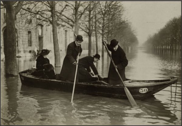 Наводнение в Париже