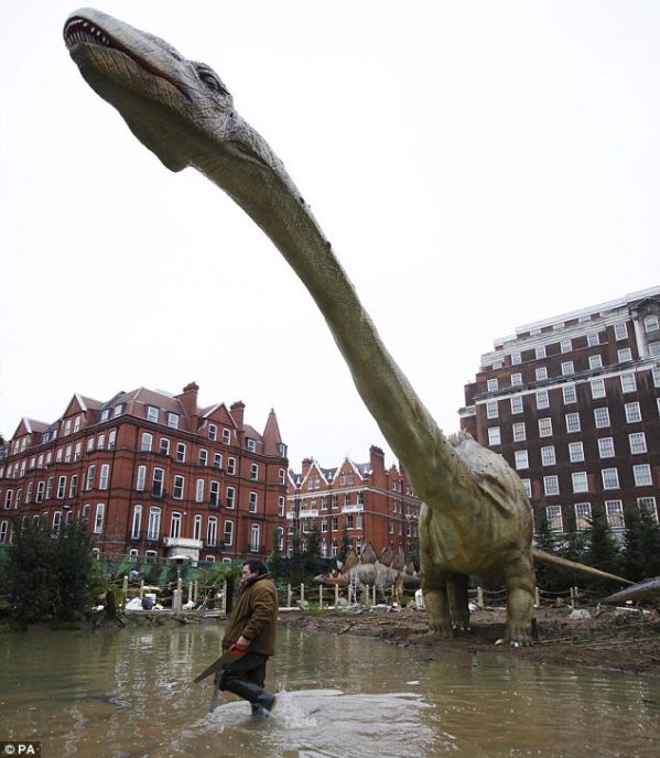 Динозавры захватили Лондон?