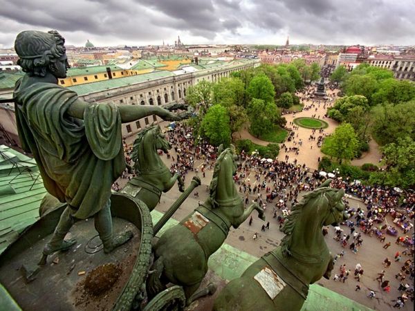 Петербург в работах Александра Петросяна