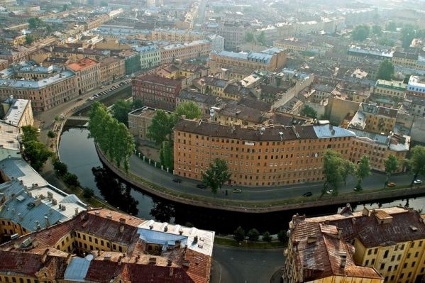 Петербург в работах Александра Петросяна