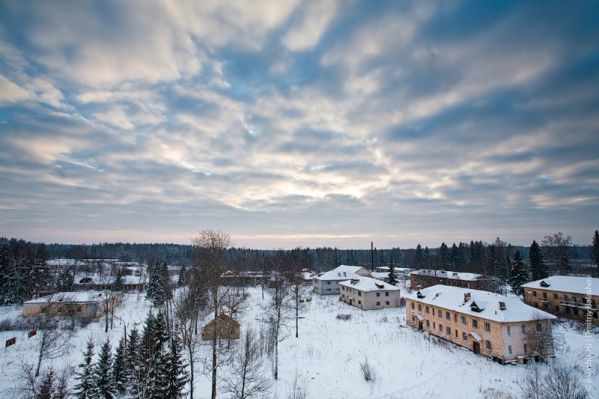 Заброшенный военный городок