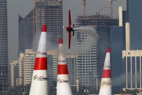 Авиагонка “Red Bull Air Race”